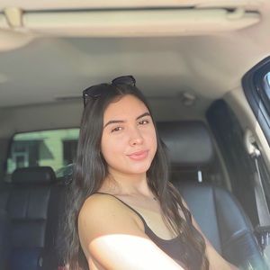 Meet your Posher, Leslie